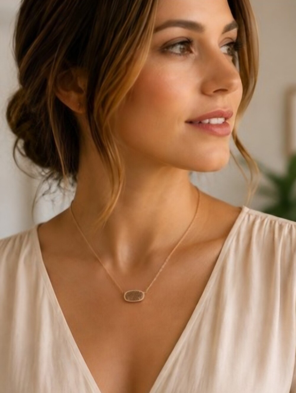 Kendra Scott Elisa Pendant Necklace in Rose Gold Plated and Rose Gold Drusy